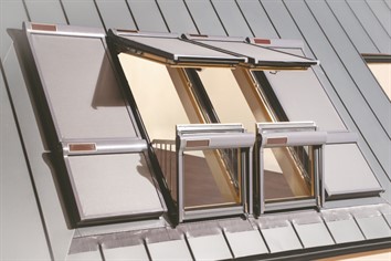 ucuz fakro balkon tipi çatı penceresi